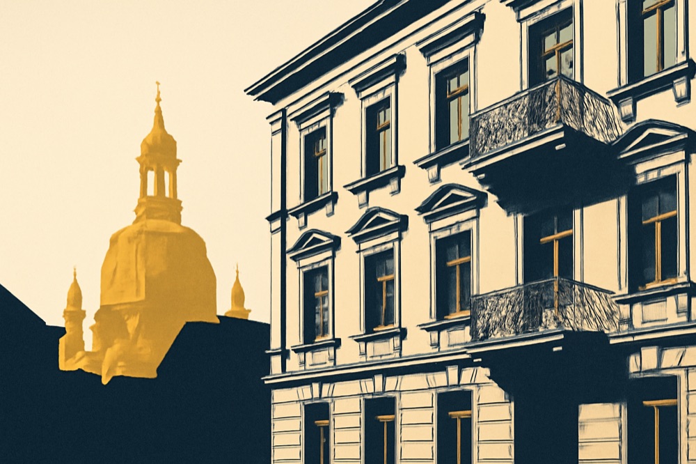 Altbau-Fassaden in Dresden mit einer dunklen, geschlossenen Wohnung als Symbol f fcr Leerstandskontrollen.